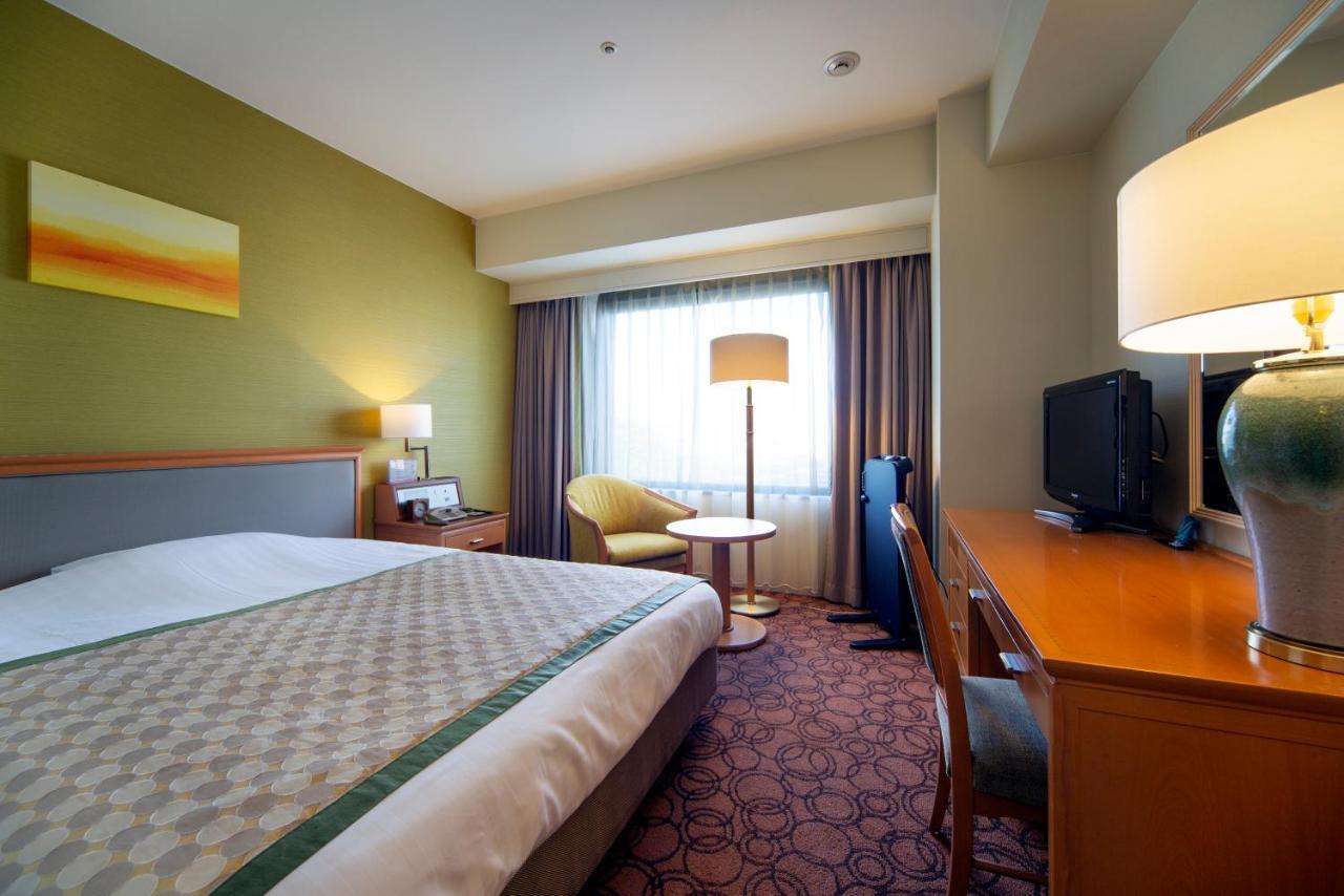 JR Hotel Clement Tokushima Buitenkant foto