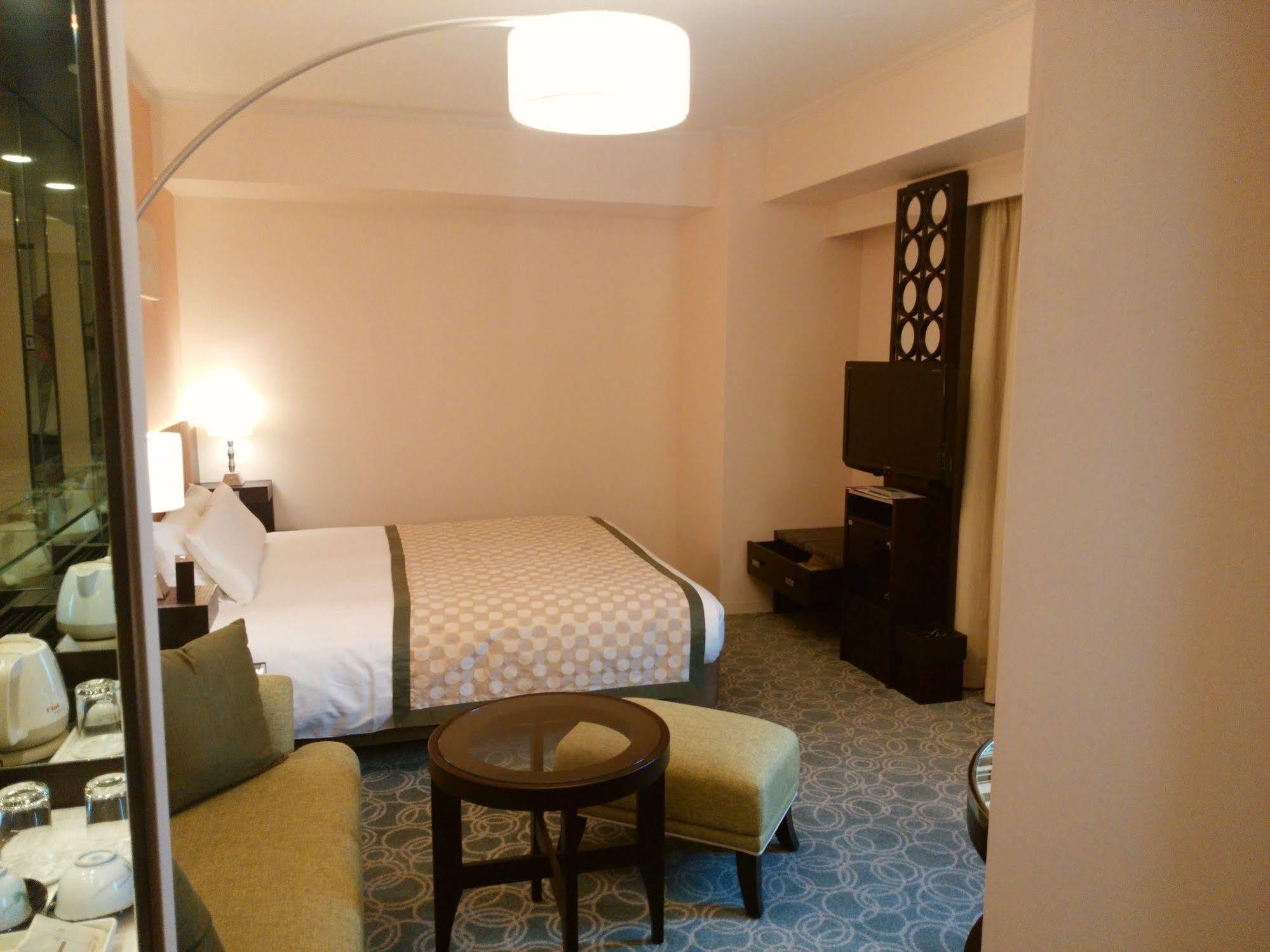 JR Hotel Clement Tokushima Buitenkant foto