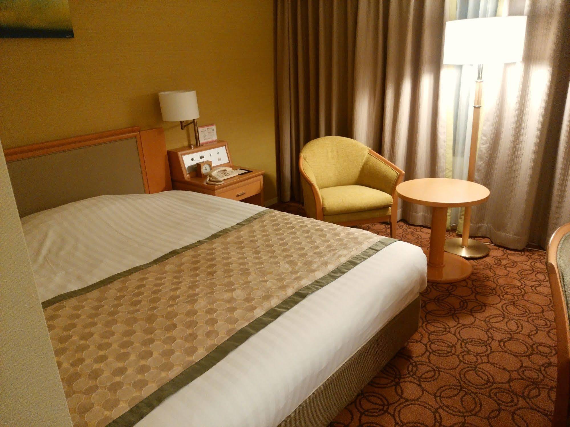 JR Hotel Clement Tokushima Buitenkant foto